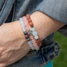 Load image into Gallery viewer, Rose Quartz Silver Rose Bracelet